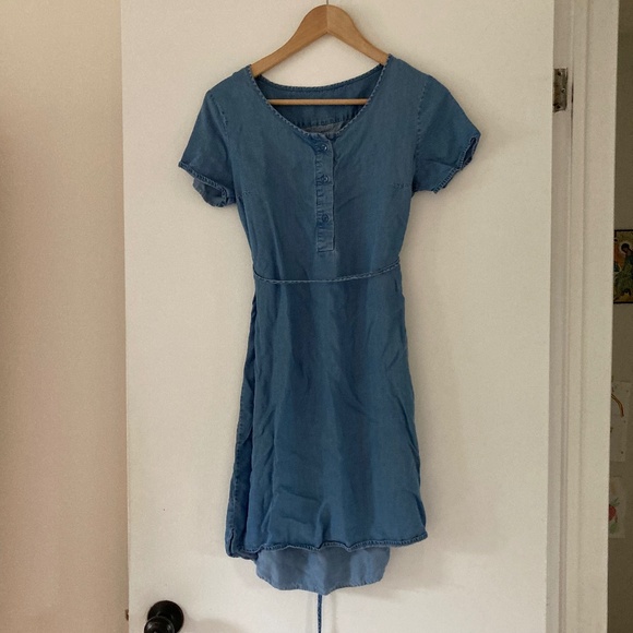 Momzelle XS chambray nursing dress - Picture 1 of 7